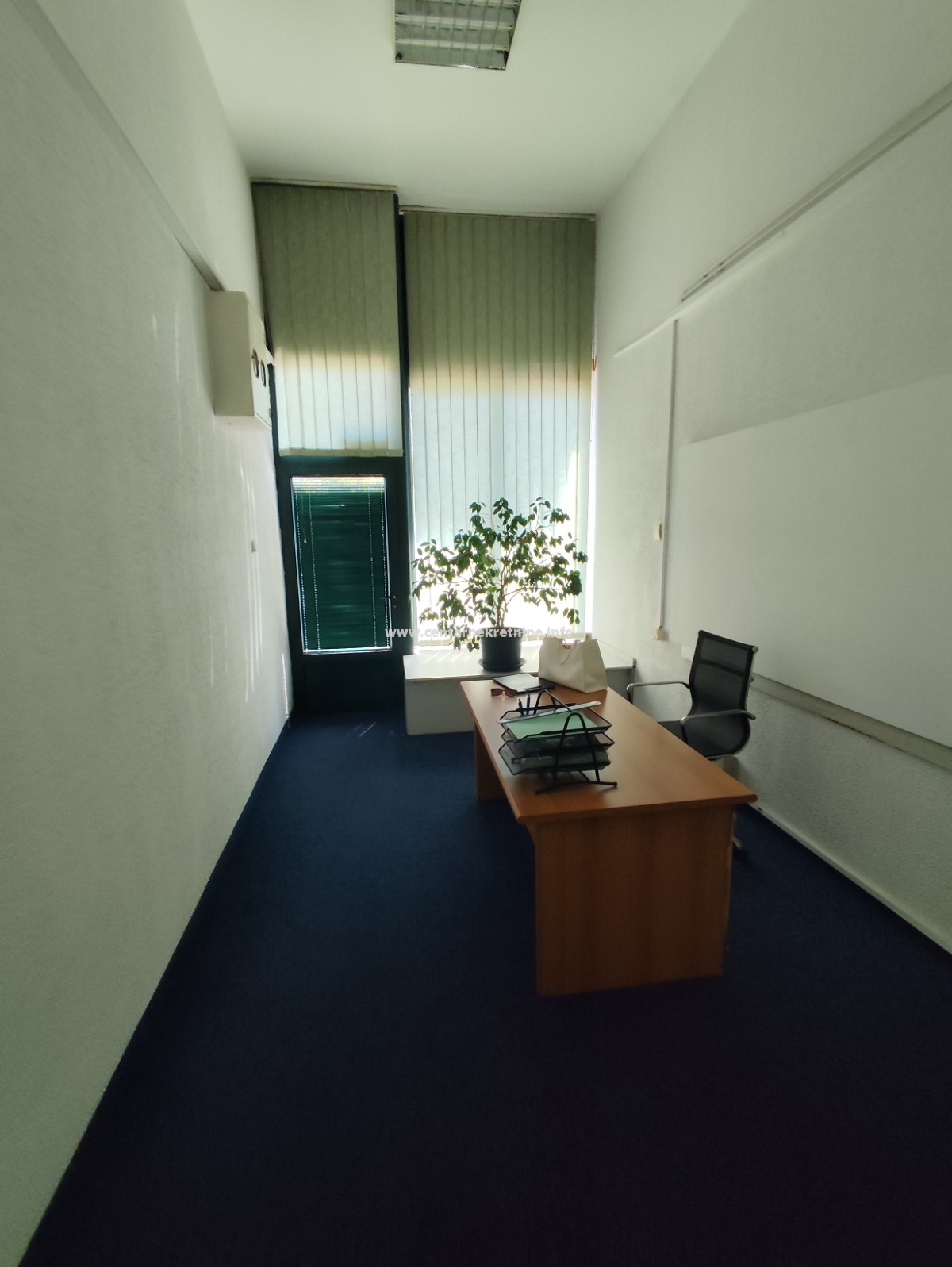 Izdavanje, poslovni prostor 114m2, Gintaš, Podgorica